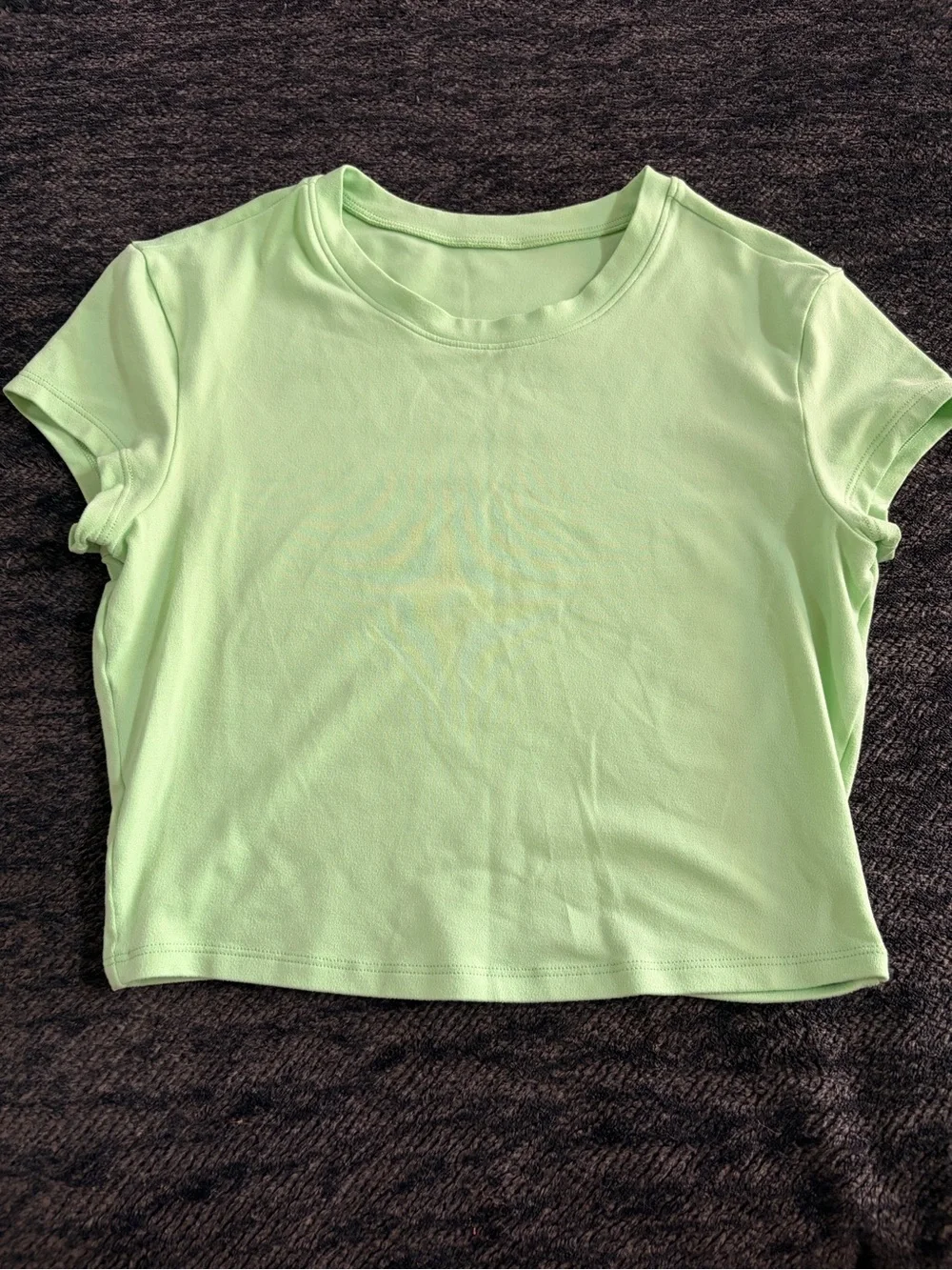 ALO Light Green Women’s Crewneck Crop Tee